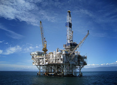Offshore Oil Rig Drilling Platform. Credit: Bigstock 