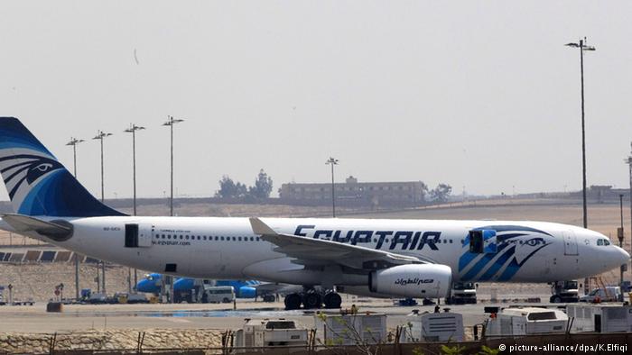 Egypt Air Kairo Flughafen (picture-alliance/dpa/K.Elfiqi)