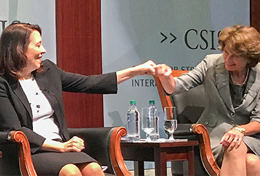 Maria Cantwell and Lisa Murkowski. Photo credit: Nicole Daigle/Senate Energy and Natural Resources Committee.