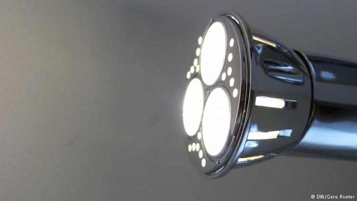 LED bulb (DW/Gero Rueter) LED bulb (DW/Gero Rueter)