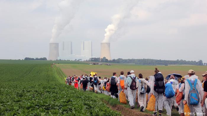 Coal protests Germany (DW/C. Winter)