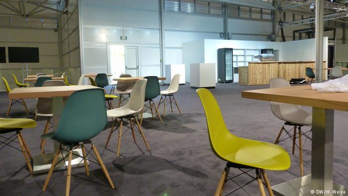 Coffee space at the climate conference COP23 in Bonn (DW/H. Weise)