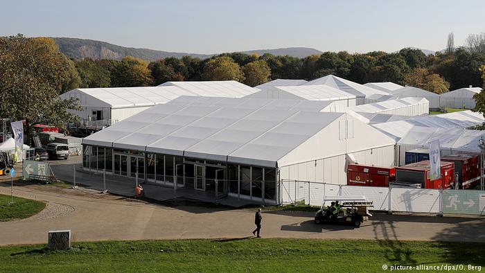 Construction work in Bonn for COP23 (picture-alliance/dpa/O. Berg)