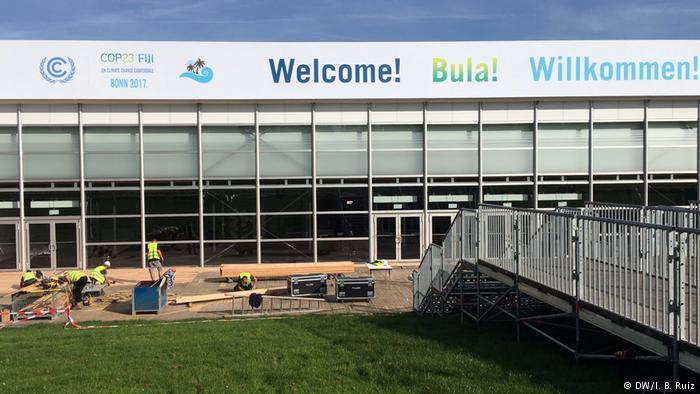 Deutschland Bonn - COP23 construction work (DW/I. B. Ruiz)