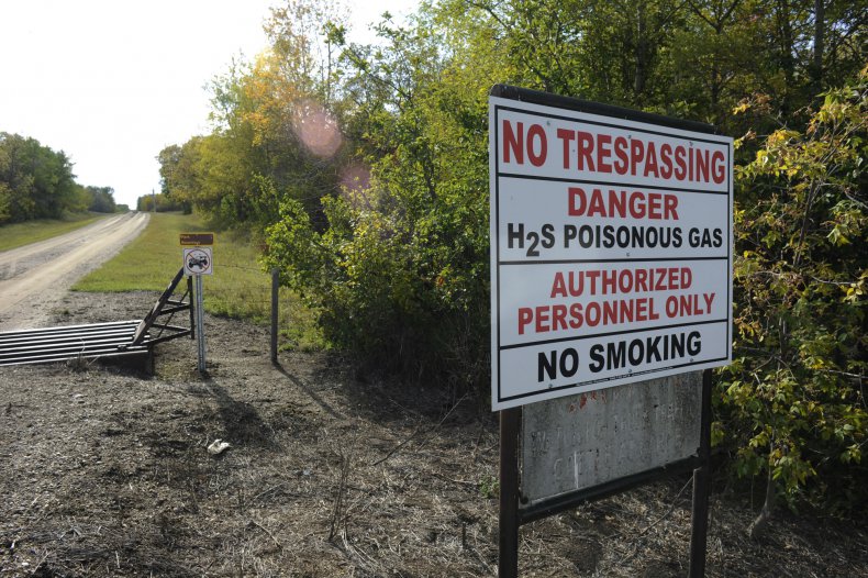 Hydrogen sulfide, sour gas, H2S, Saskatchewan, The Price of Oil 