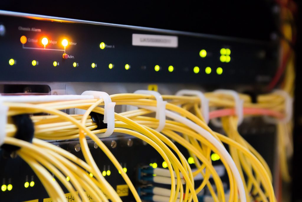 internet server cables