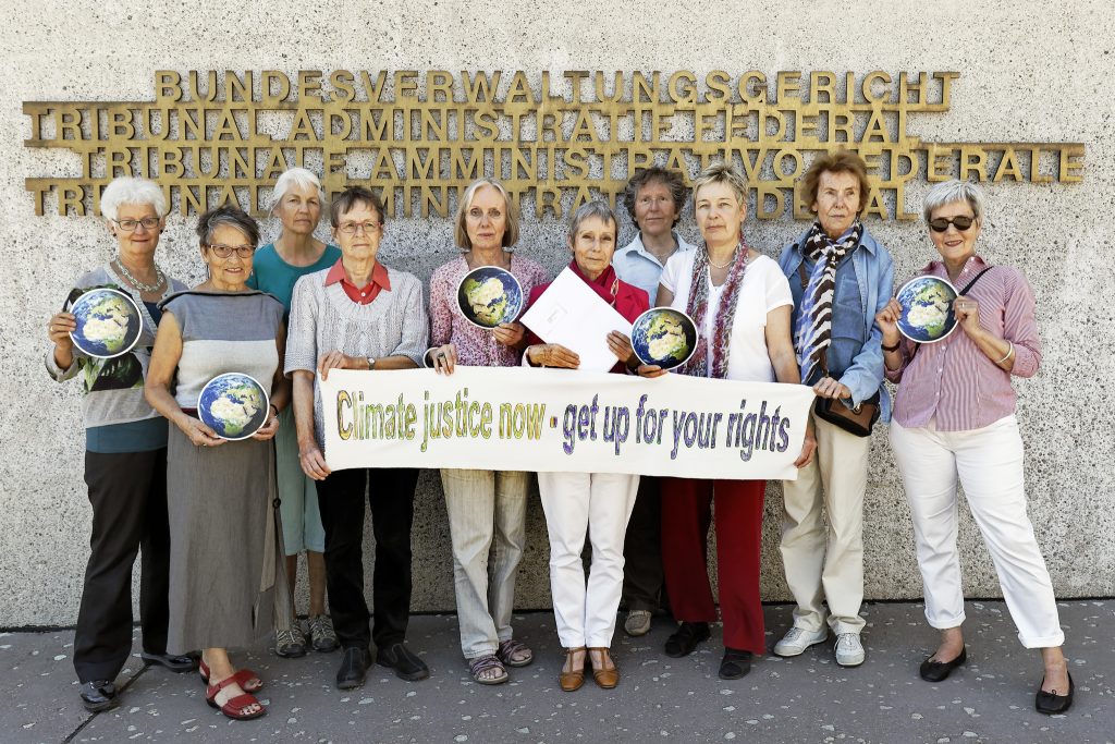 The group outside of the Federal Administrative Court of Switzerland Photo: KlimaSeniorinnen
