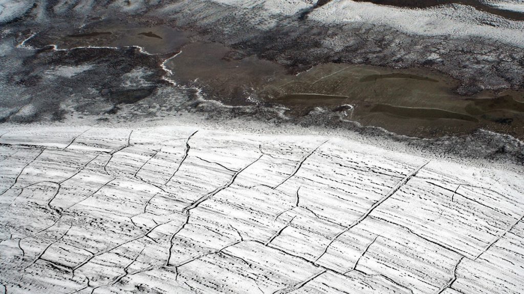 image was taken in High Arctic from a helicopter. It shows the crack pattern in permafrost Photo: Brocken Inaglory