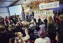 ‘Shame on You’: Campaigners Disrupt US Fossil Fuel Event Attended by Climate Science Deniers