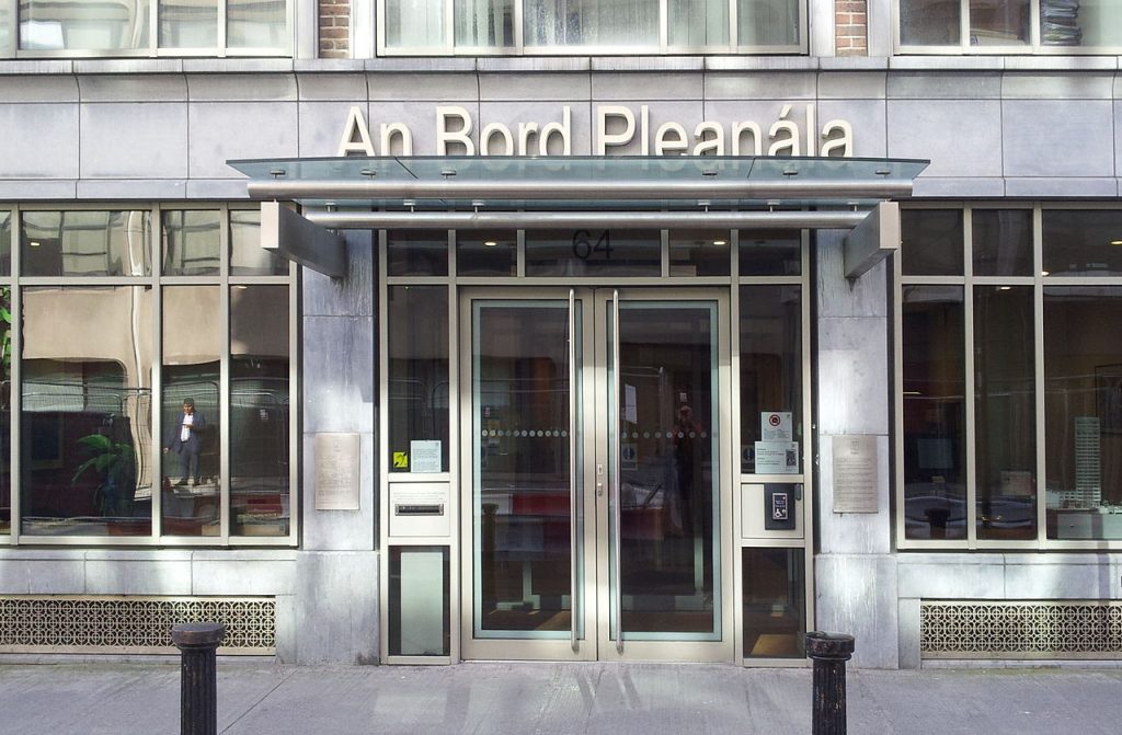 Office of An Bord Plean&aacute;la Photo: Rwxrwxrwx