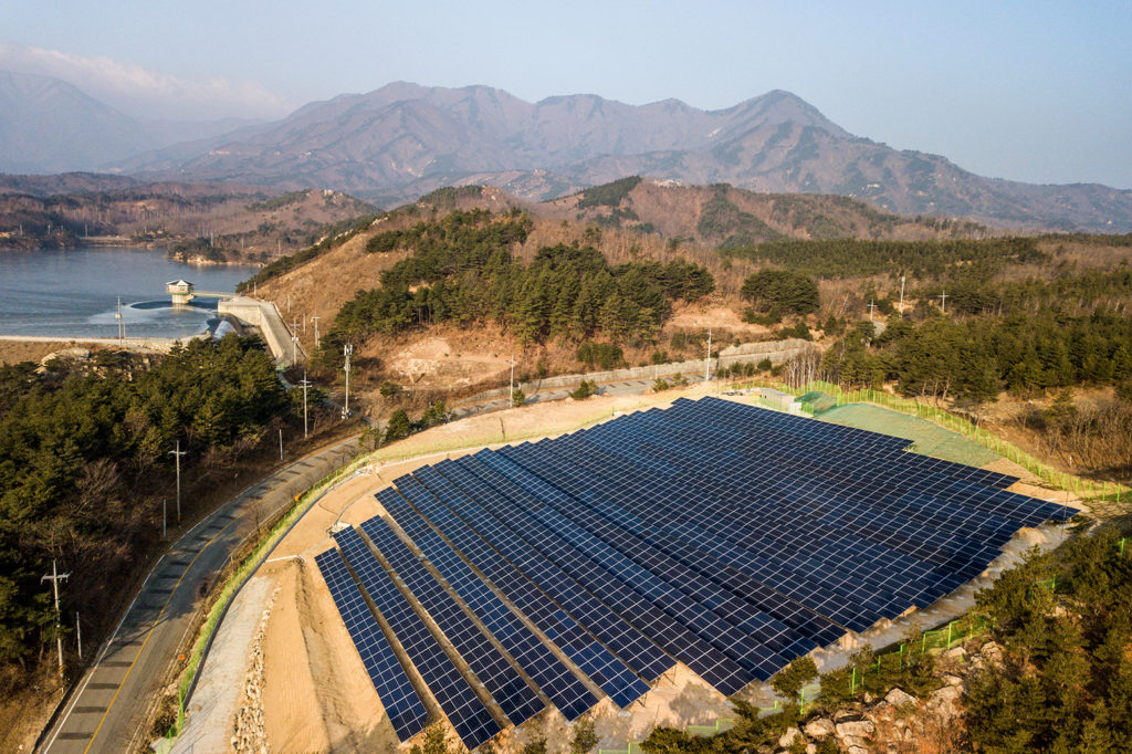 Solar panels in Goseong-gun, South Korea. Credit: dbimages / Alamy Stock Photo. KXDXPW