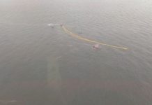 Oakland: Leaking barge with 4,000 gallons of fuel sinks in bay.