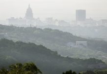 Report: Texas regulators levy fines on just 3 percent of air polluters.