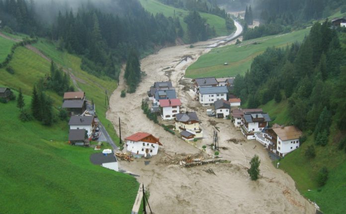river-flooding-austria_AS-beca9775c73772d4228cf12c908b88682005544b