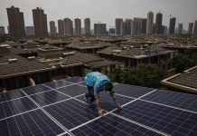 China strengthens climate pledge as White House creates confusion.