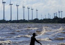 Paris climate aim 'still achievable'