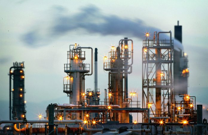 BP-refinery_christopher-f-842212563d0dc2e85b017dca7386d56c31d3e9b4