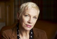 Annie Lennox llamó a defender los recursos naturales