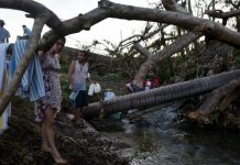 Puerto Ricans pump drinking water from hazardous-waste: report.