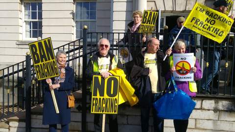 INEOS protesters-b4e09377afec695034f5a7544242767603be88b7
