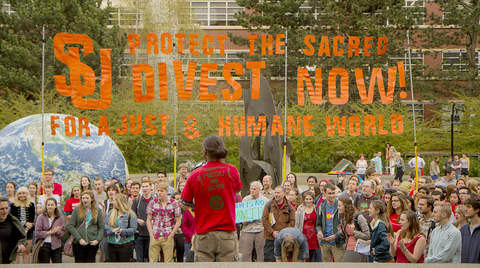 Divest protest Seattle-a40b4c346427946b5f3483f6772ef866e989a0c7