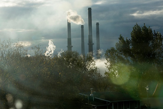 Coal-power-plant_Costrip--808755c7f0f59d6a6424143b61f868e09e72f893