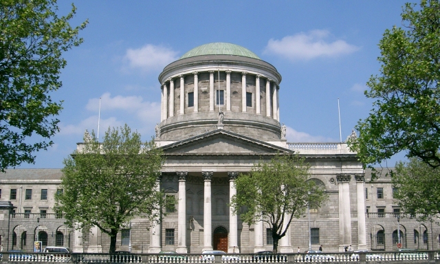 The-Four-Courts-Building-84acbf1b93310bff5601fb87359988d6c1aa51b3
