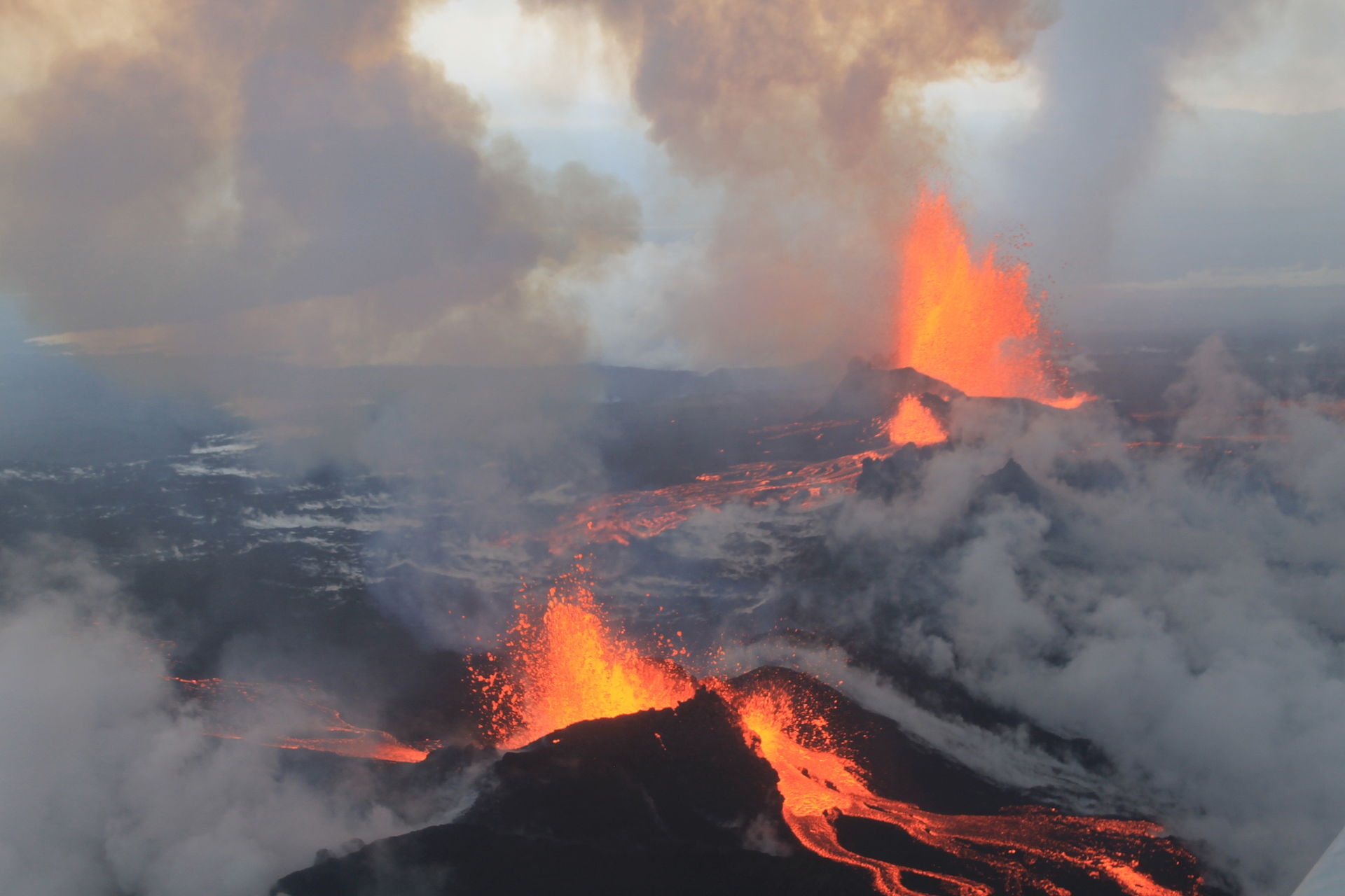 Eruption at Iceland's Holuhraun lava field