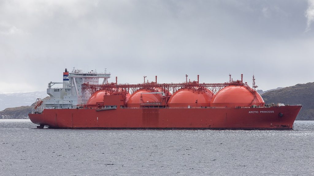 LNG Tanker Photo: Joachim Kohler Bremen