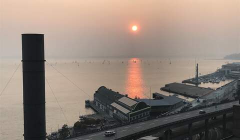 elliott-bay-sun-wildfire--f51a1dfb7ca9554e216f1ecef987d542178041e1