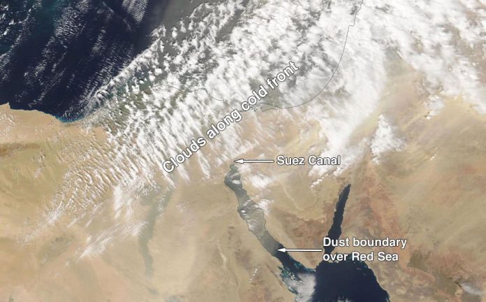 0321_Fig1_suez-dust-modis-78eb35790deab112d0ec17932934ffba3c2de3be