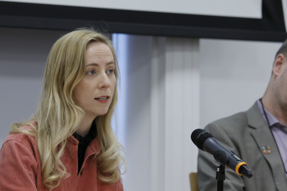 Clodagh Daly speaking at talk on Irish coal imports Photo: Niall Sargent